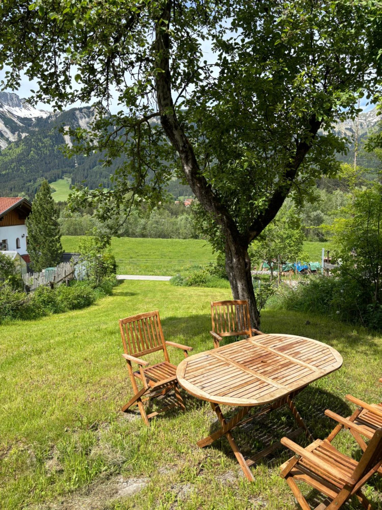 Apartmenthaus Ehrenberg Ehenbichl Extérieur photo
