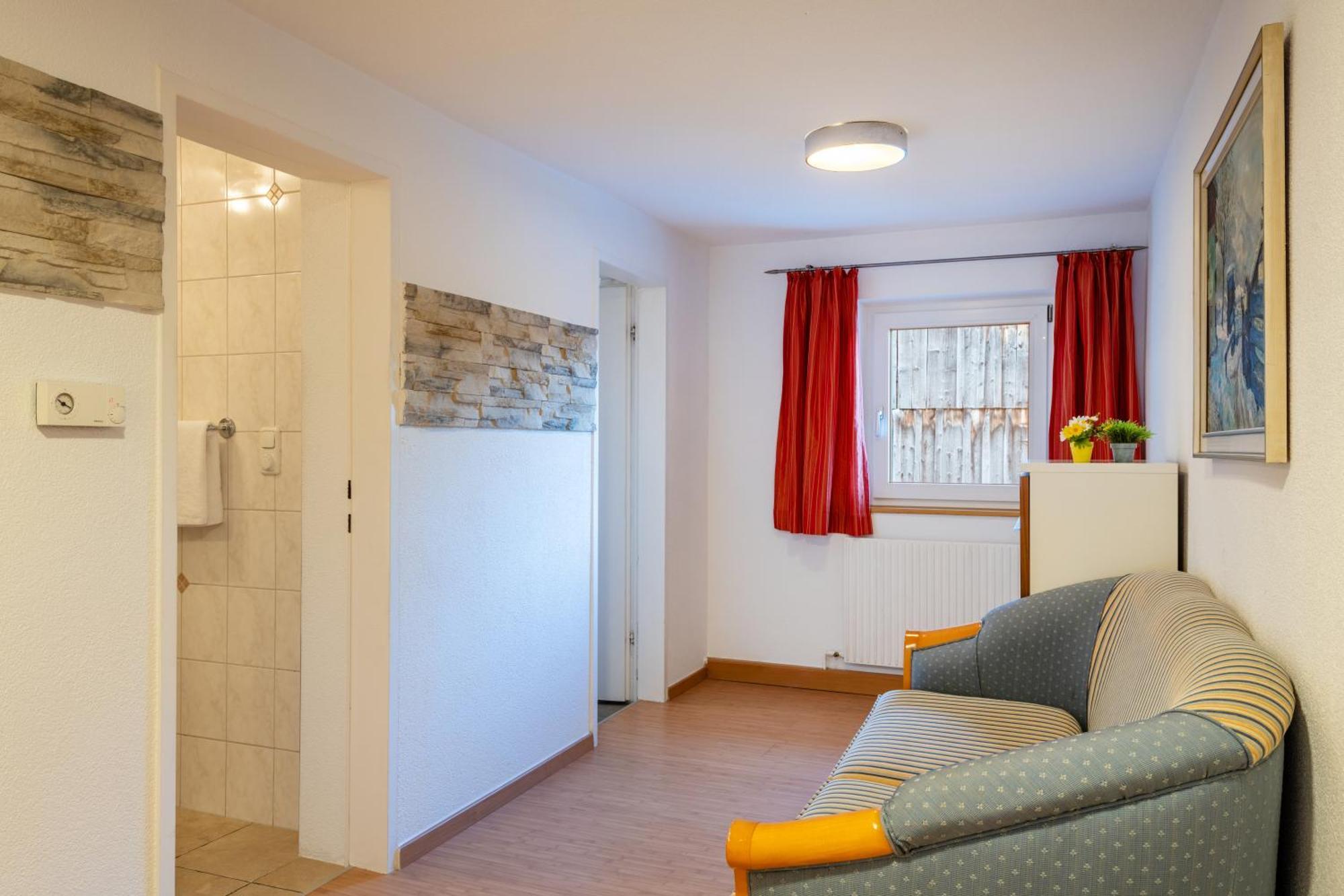 Apartmenthaus Ehrenberg Ehenbichl Extérieur photo