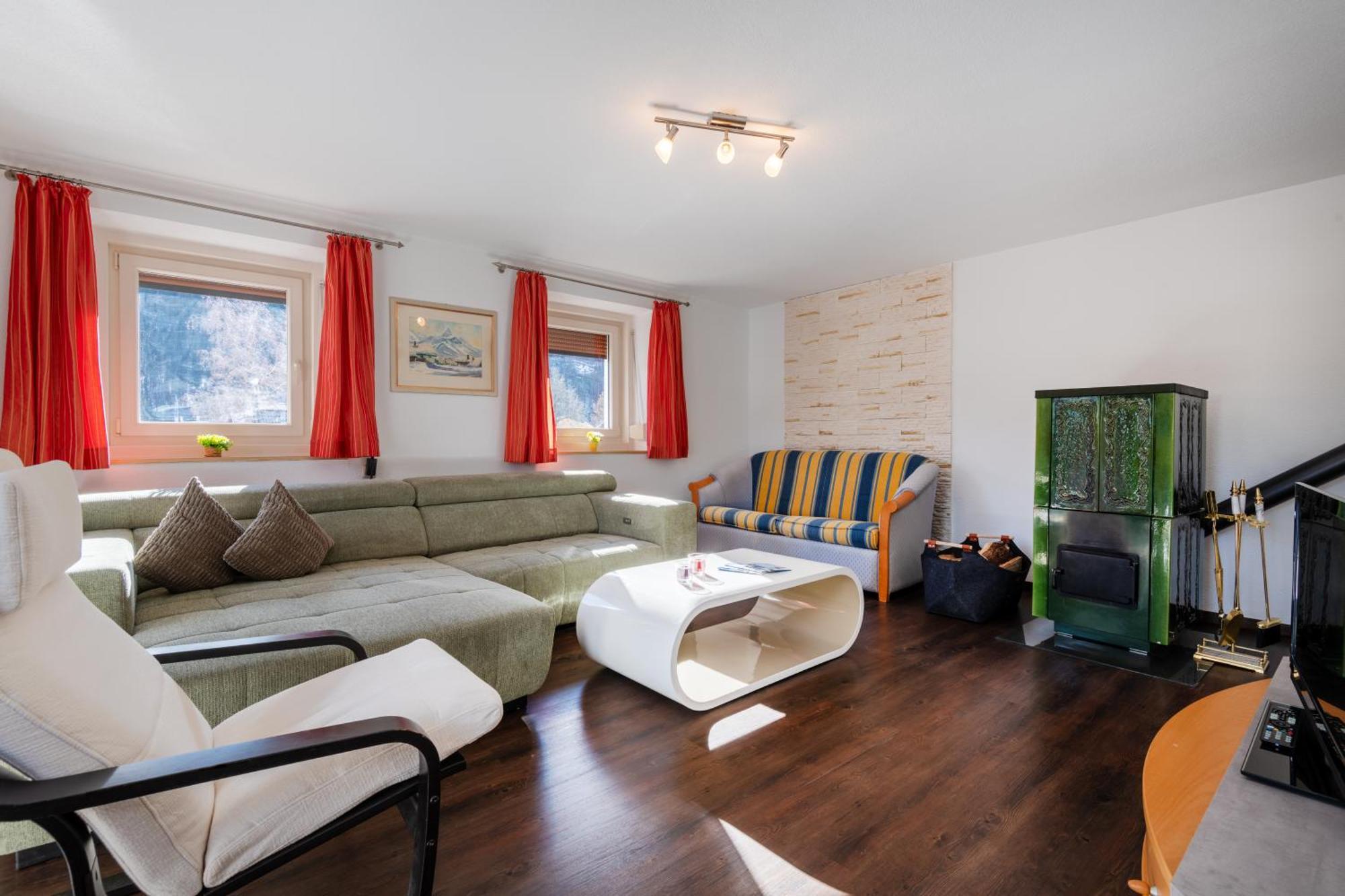 Apartmenthaus Ehrenberg Ehenbichl Extérieur photo